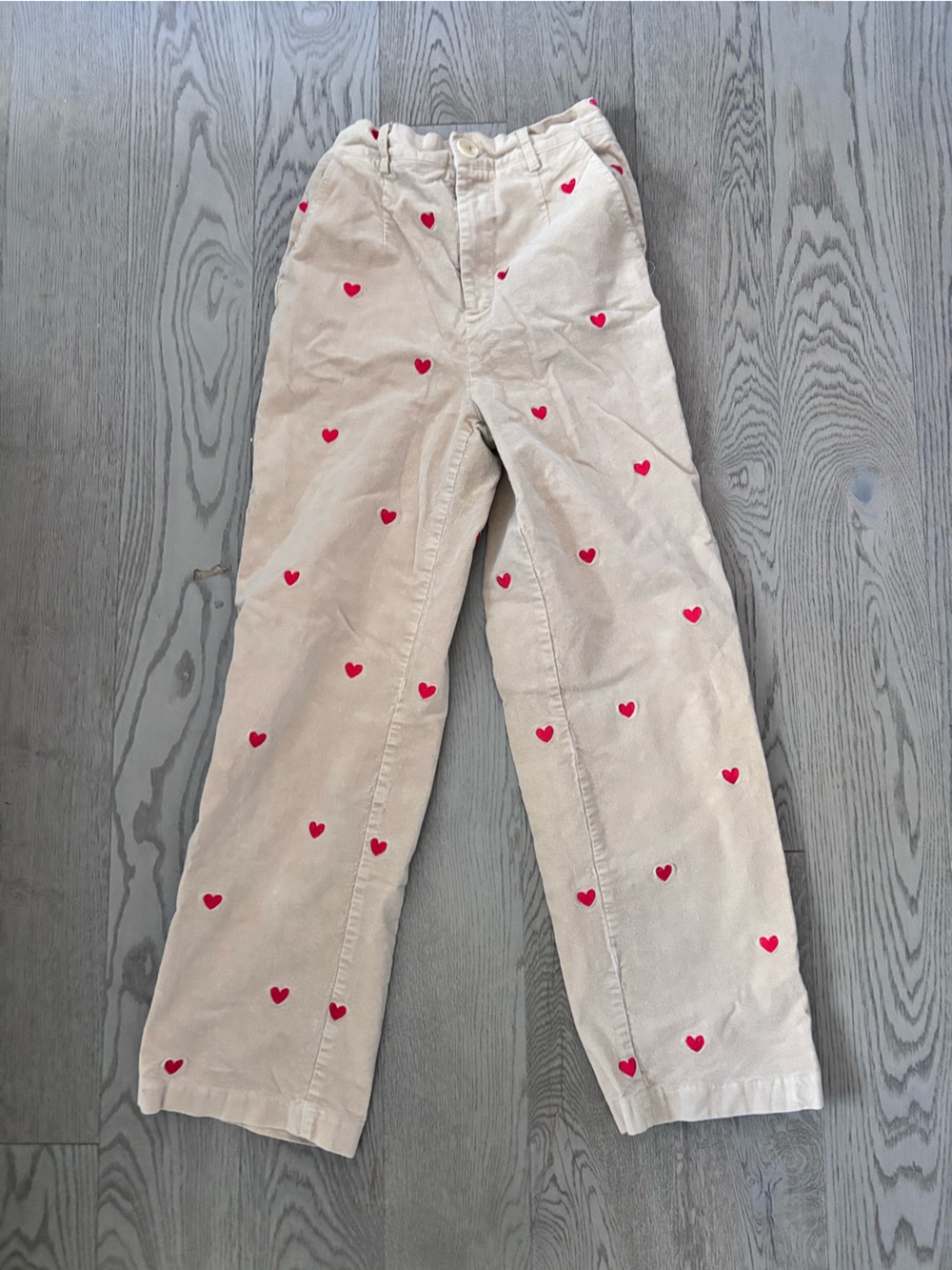 Cider Beige Straight-Leg Pants with Red Heart Print